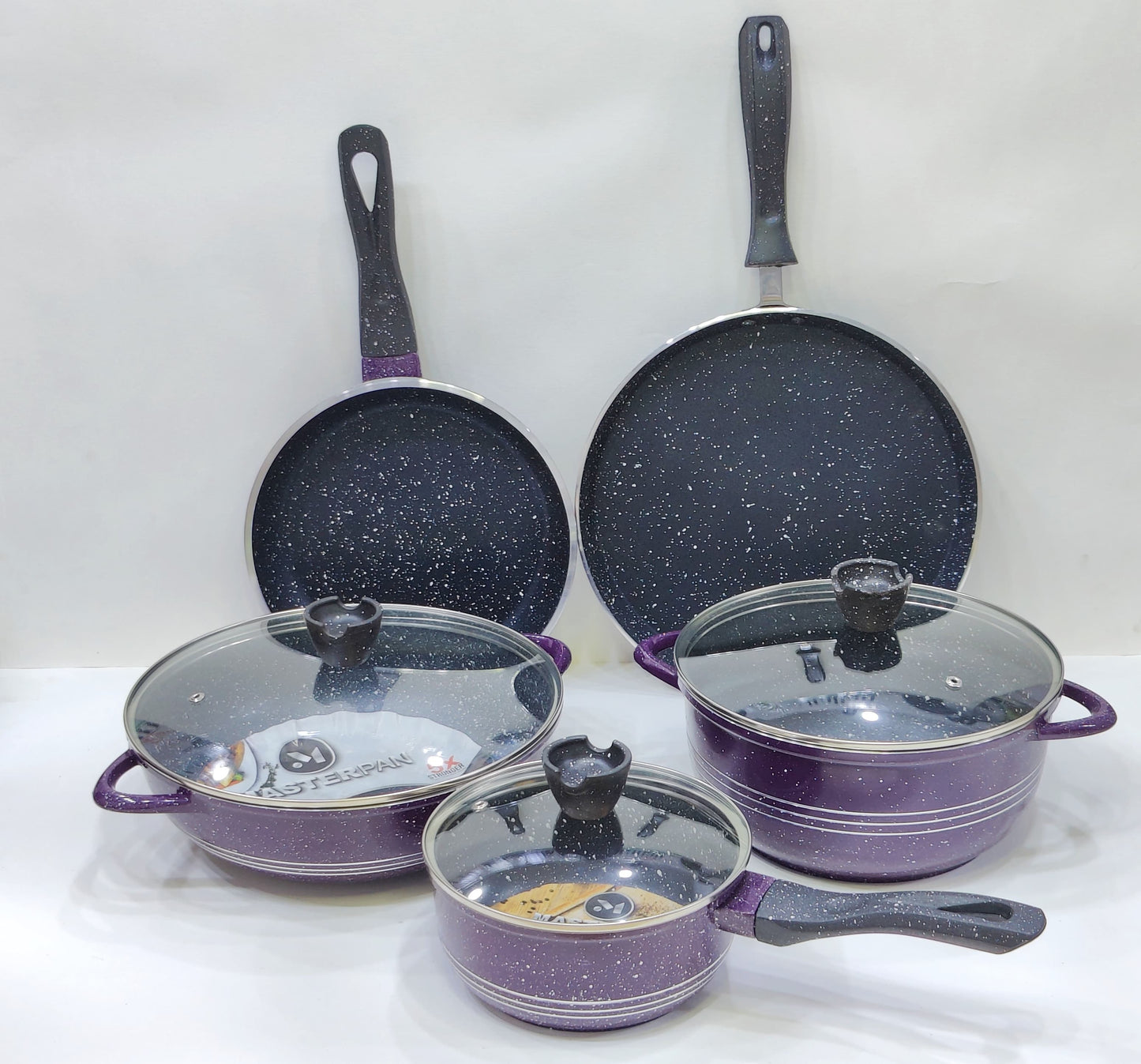 Master plan set cookwear