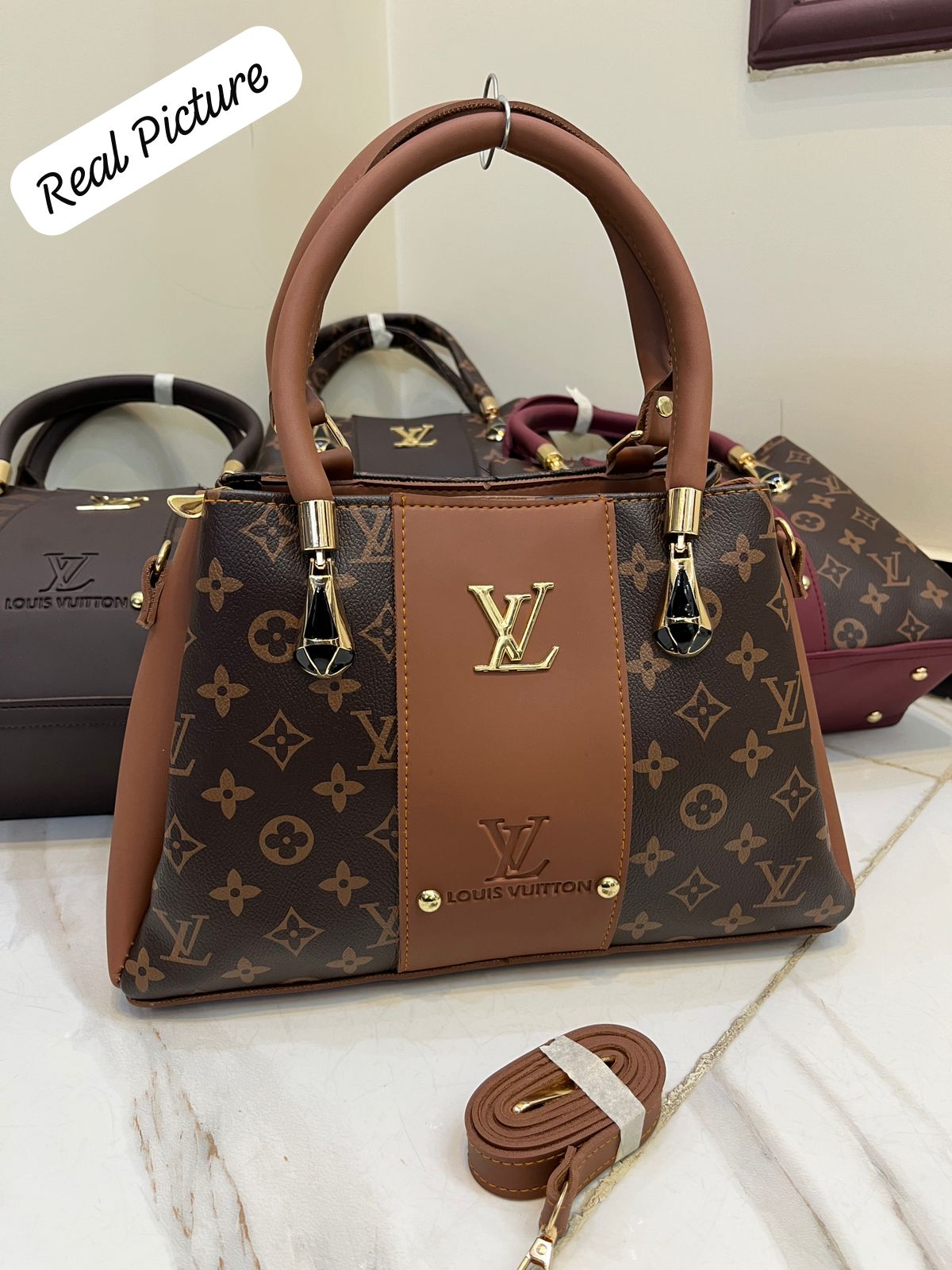 Lv Louis purse